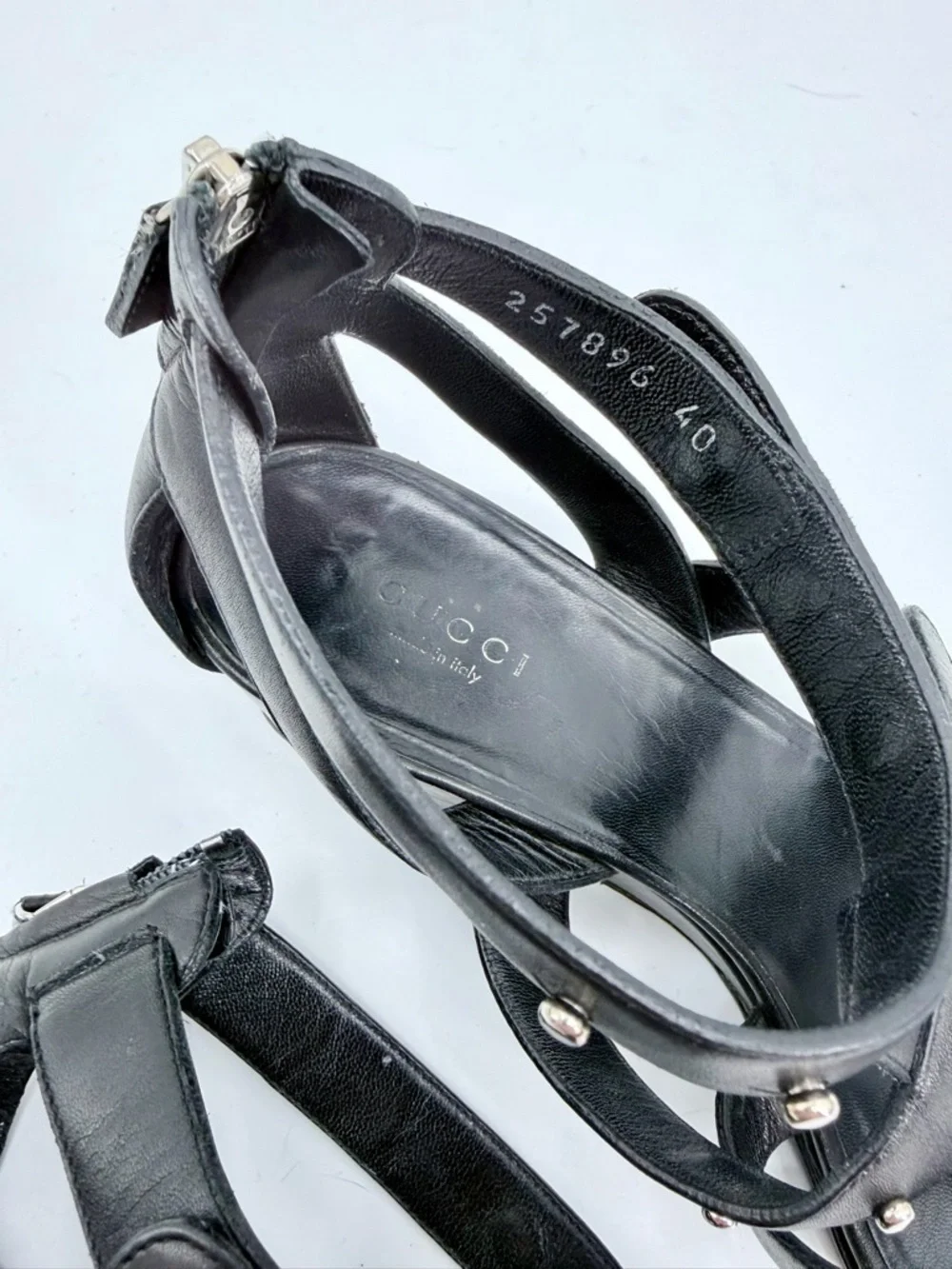 GUCCI Sigourney Studded Leather Wedge Gladiator Sandals Black Size 40